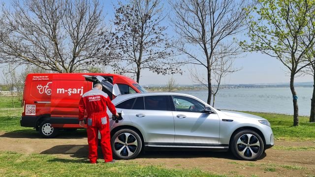 ⚡ Elektrikli Araçla Yolda Kalırsam Ne Yapmalıyım?